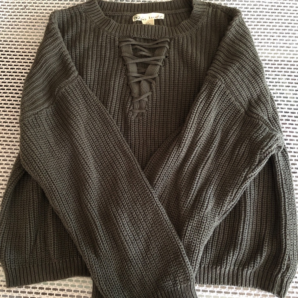 Kaisley green sweater